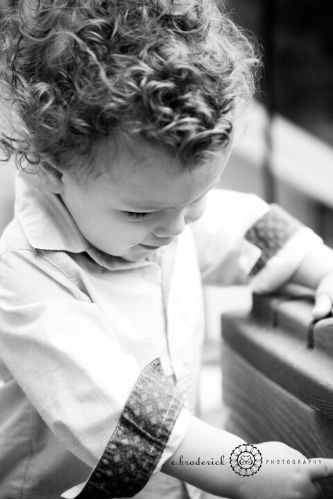 Ethan checkin out his sandbox. And trying desperately to figure out how to open it by himself.